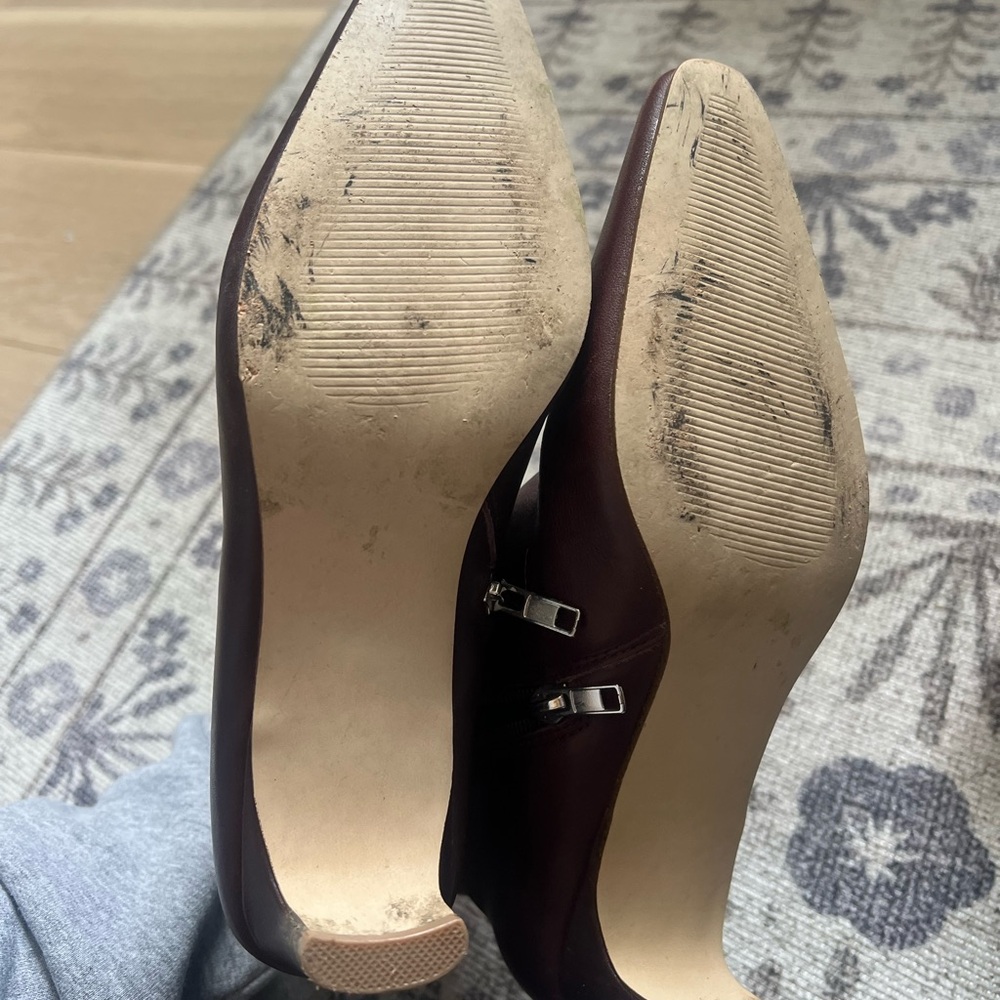 Steve Madden Dark Brown Ankle Booties - Picture 4 of 4